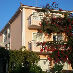 Theodora & Appartamento Skala (Kefalonia)